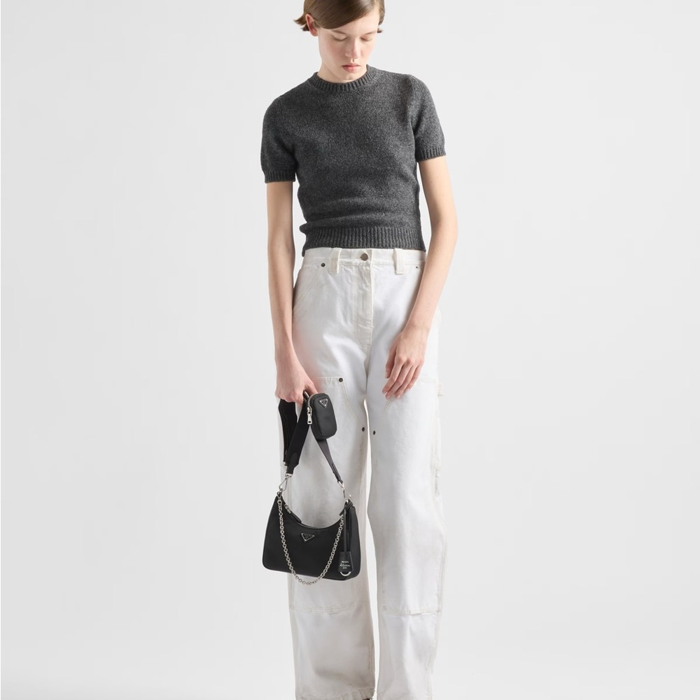 Black Prada Re-Edition 2005 Shoulder Bag - Picture 5 of 16